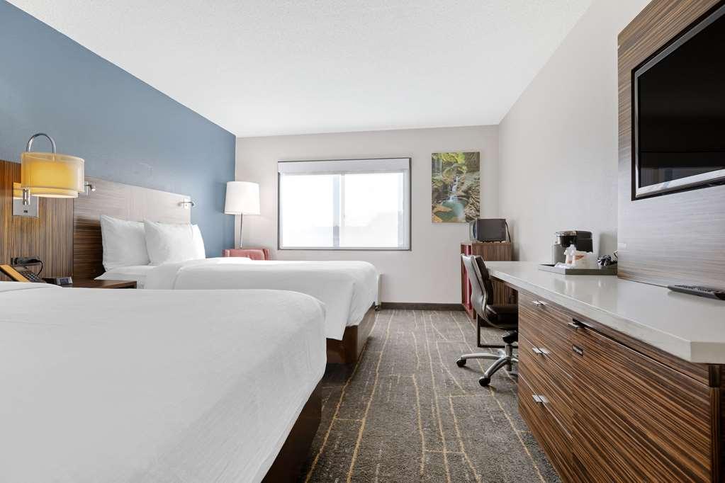 The Lux Hotel & Conference Center, Ascend Hotel Collection Waterloo Room photo