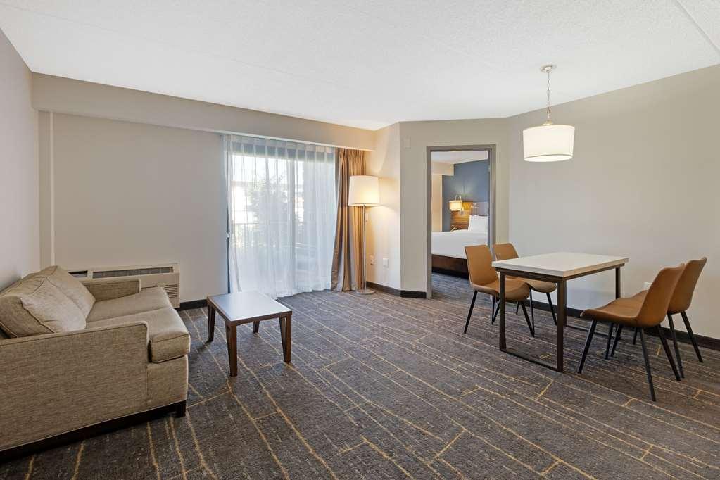The Lux Hotel & Conference Center, Ascend Hotel Collection Waterloo Room photo