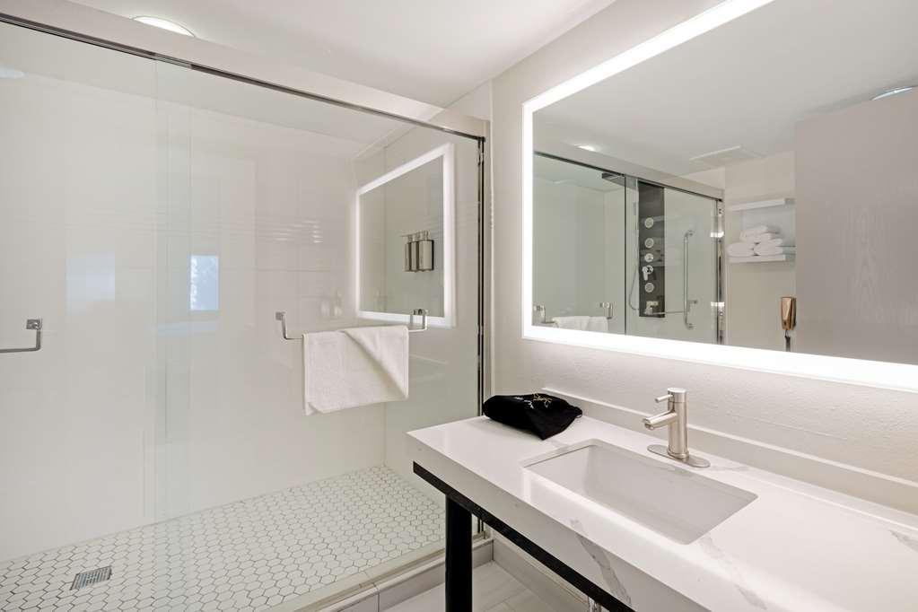 The Lux Hotel & Conference Center, Ascend Hotel Collection Waterloo Room photo